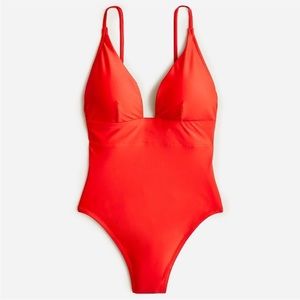 J. CREW Bright Cerise Classic Plunge One-Piece Swimsuit Women’s Size 6 BC106 NWT